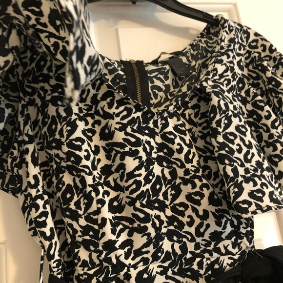 Leopard print ruffle top with bow - Picture 5 of 6